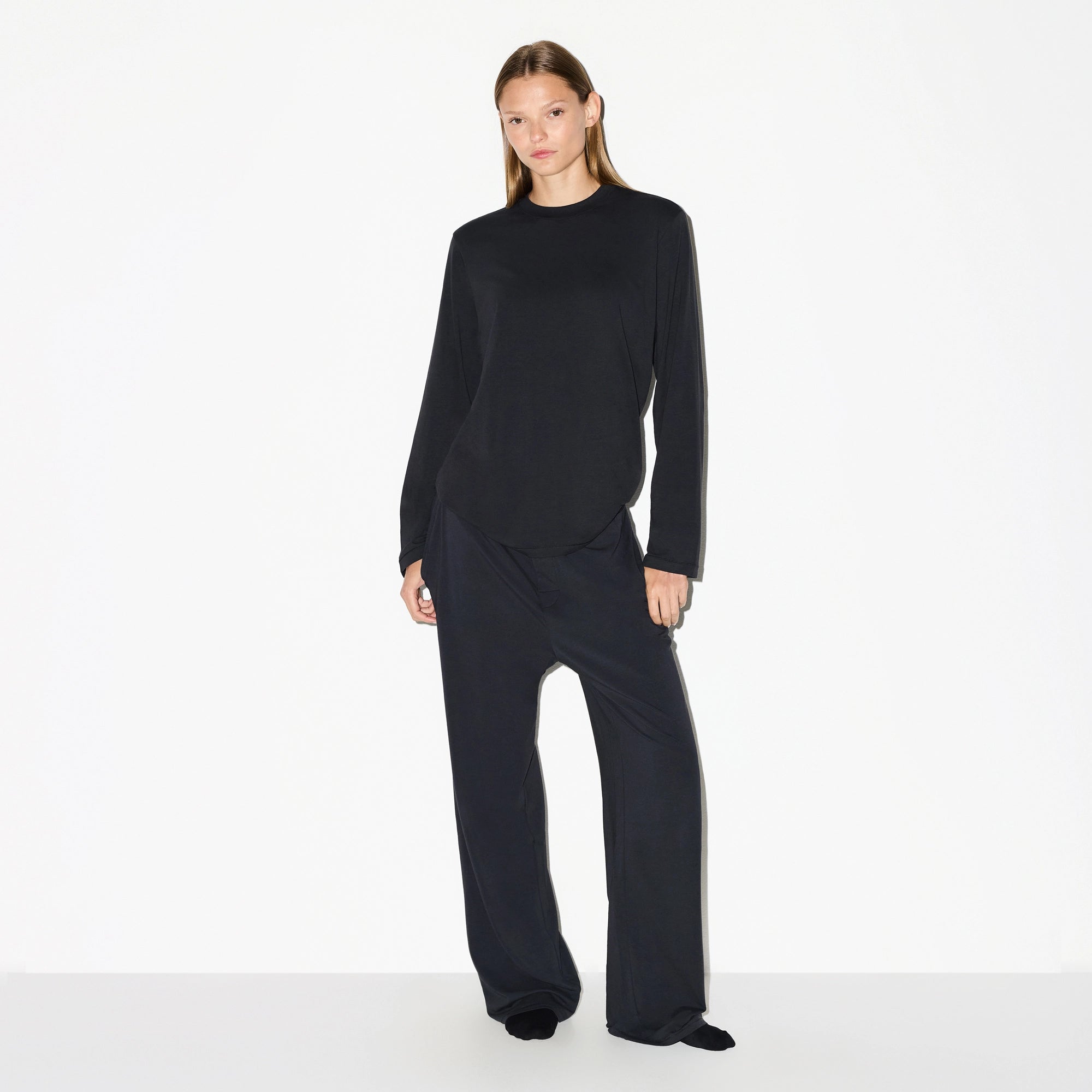 LONG SLEEVE T-SHIRT