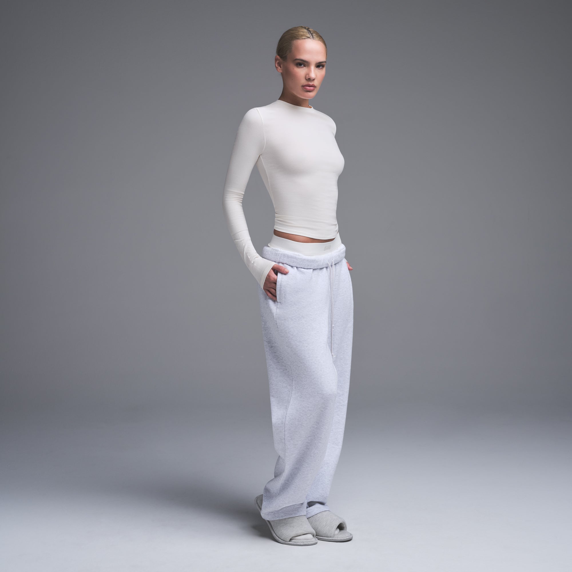 LONG SLEEVE T-SHIRT - Image 2