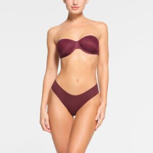 STRAPLESS BRA