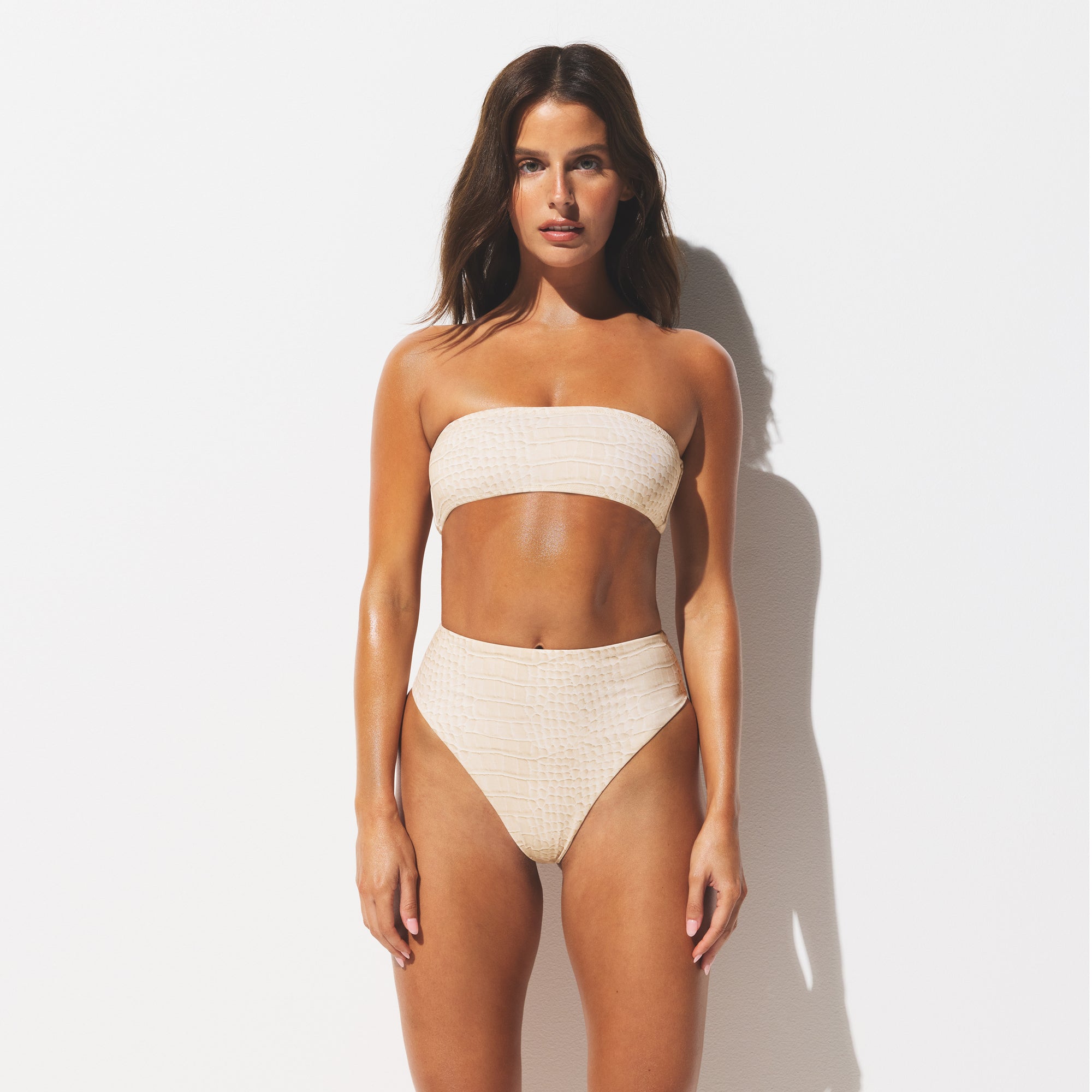 HIGH-WAISTED BIKINI BOTTOM