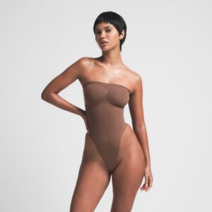 STRAPLESS THONG BODYSUIT