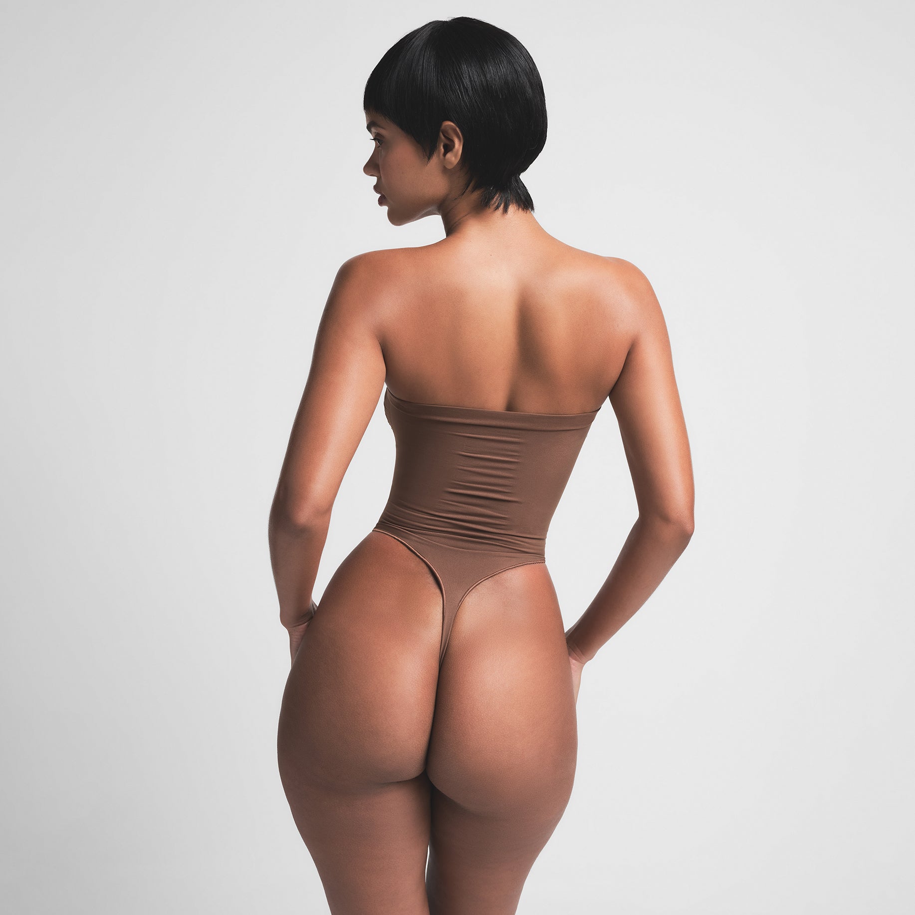 STRAPLESS THONG BODYSUIT - Image 4