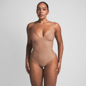 UNLINED PLUNGE THONG BODYSUIT