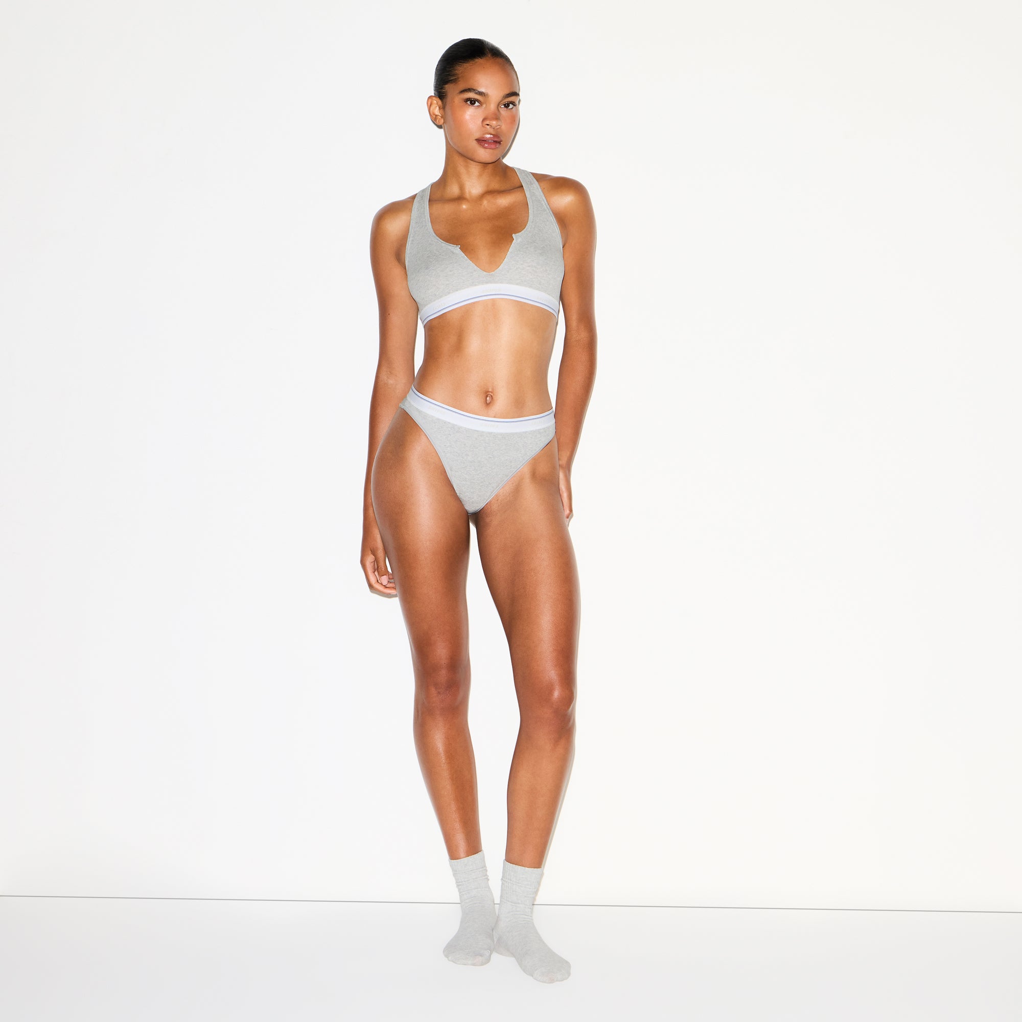 BIKINI - Image 2