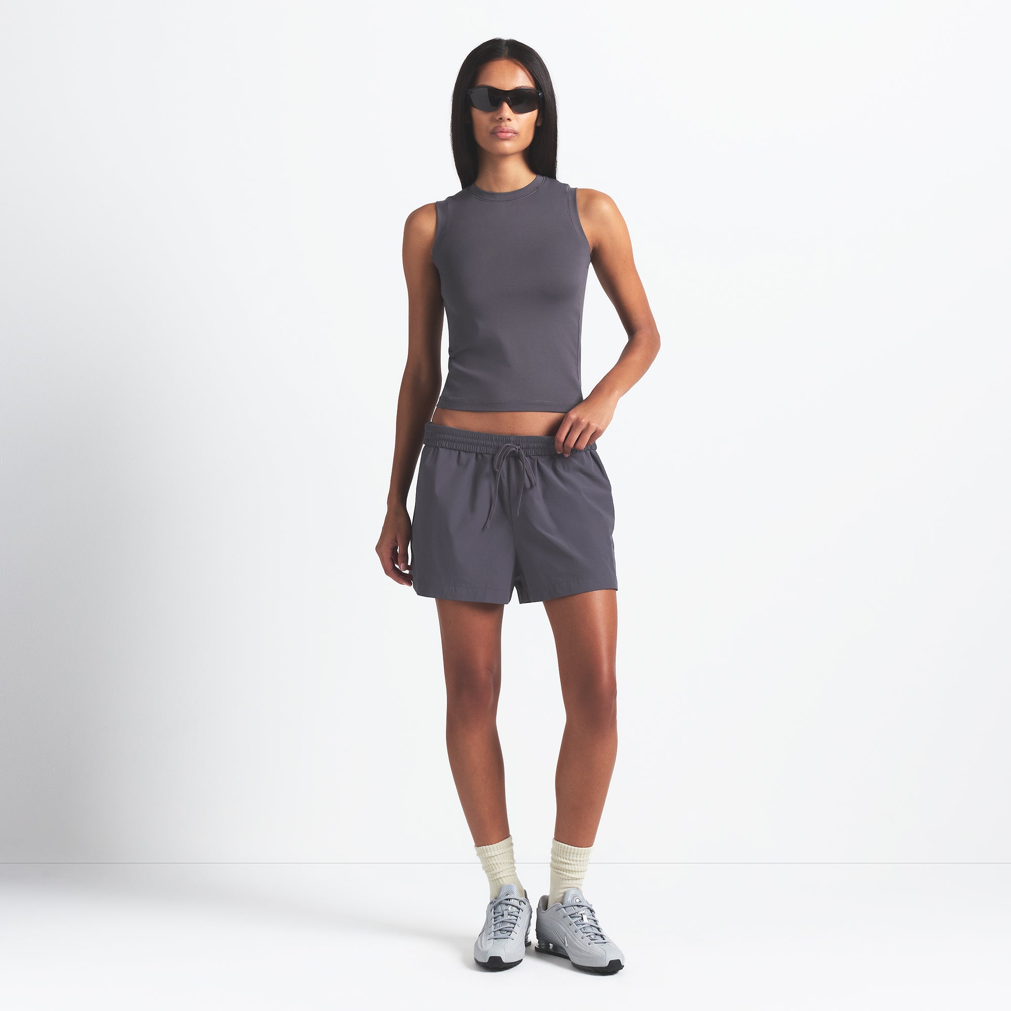 5" TRACK SHORT