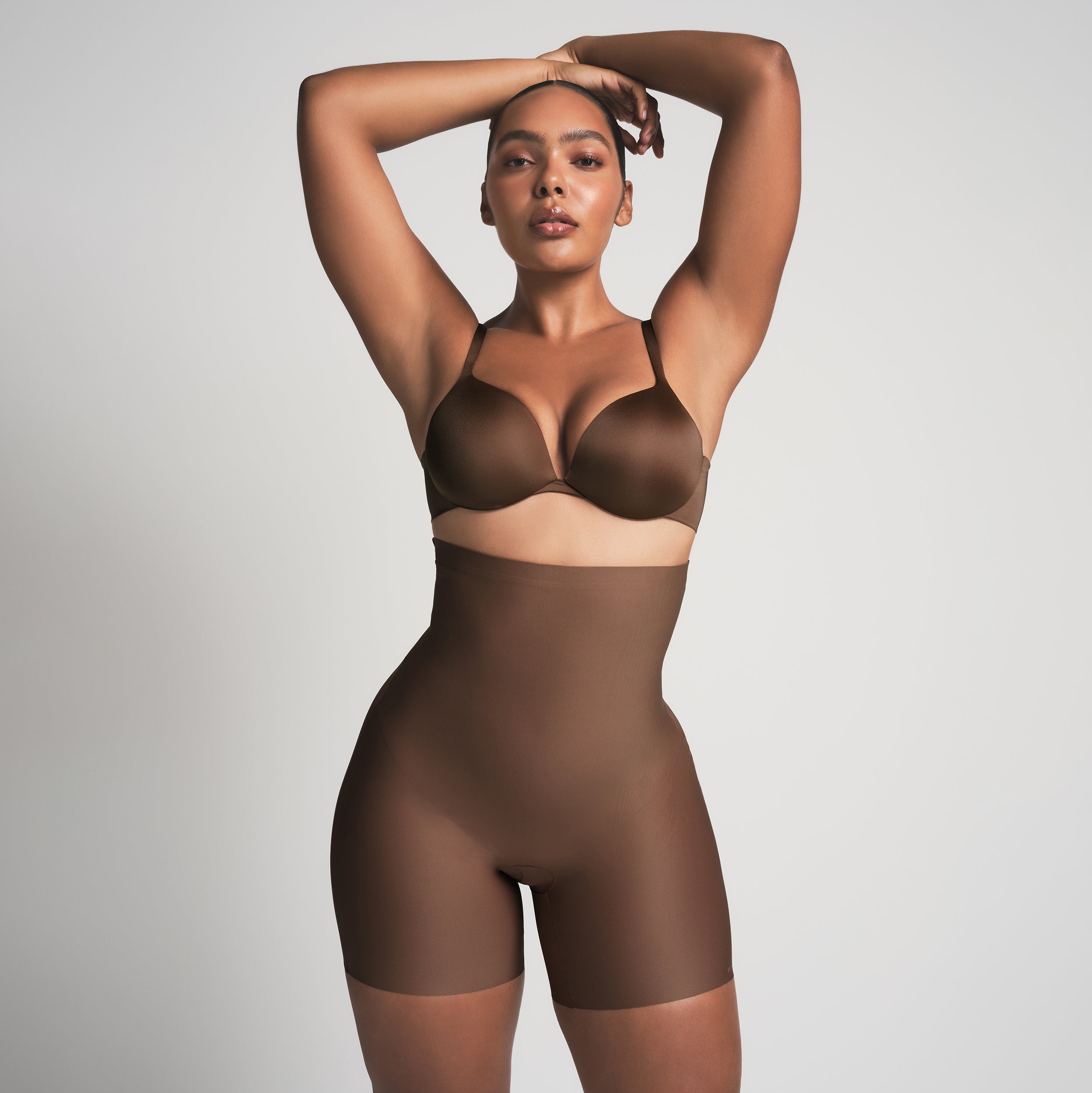 CORE SCULPT HIGH-WAISTED SHORT