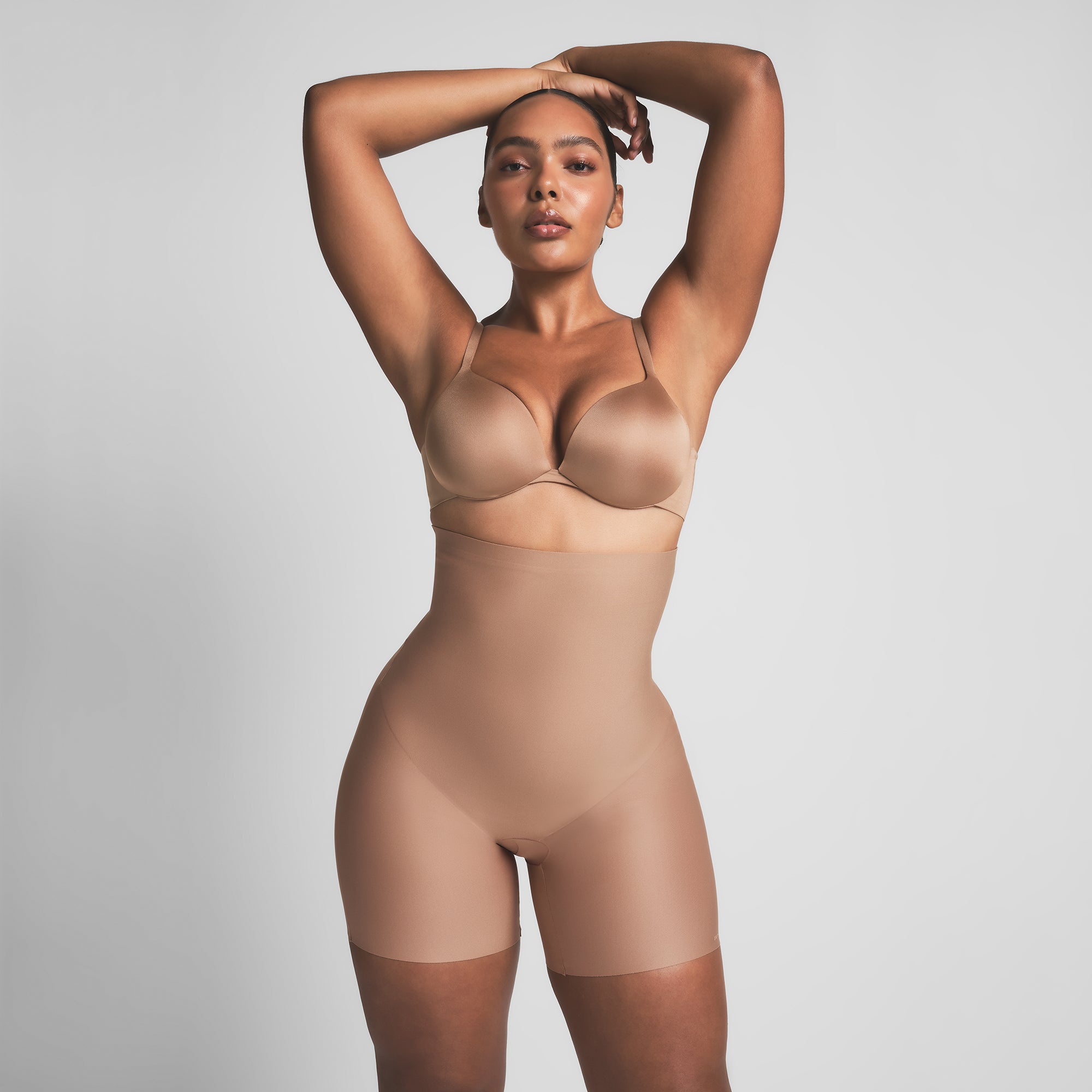 CORE SCULPT HIGH-WAISTED SHORT