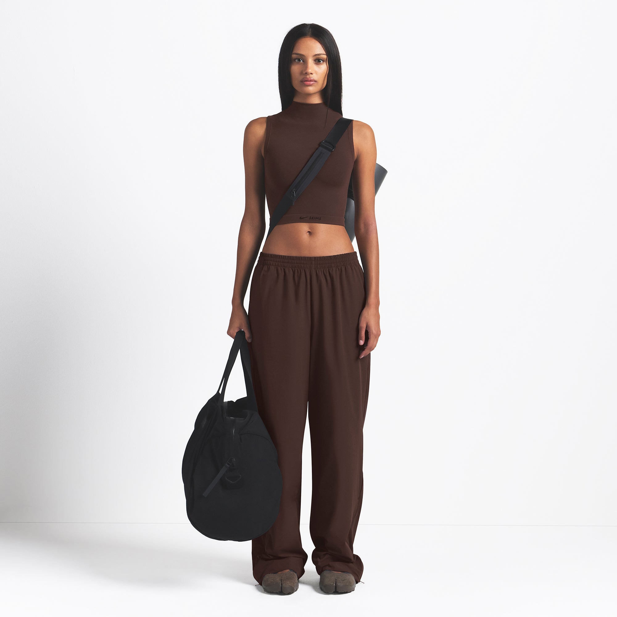 OVERSIZED TRACK PANT