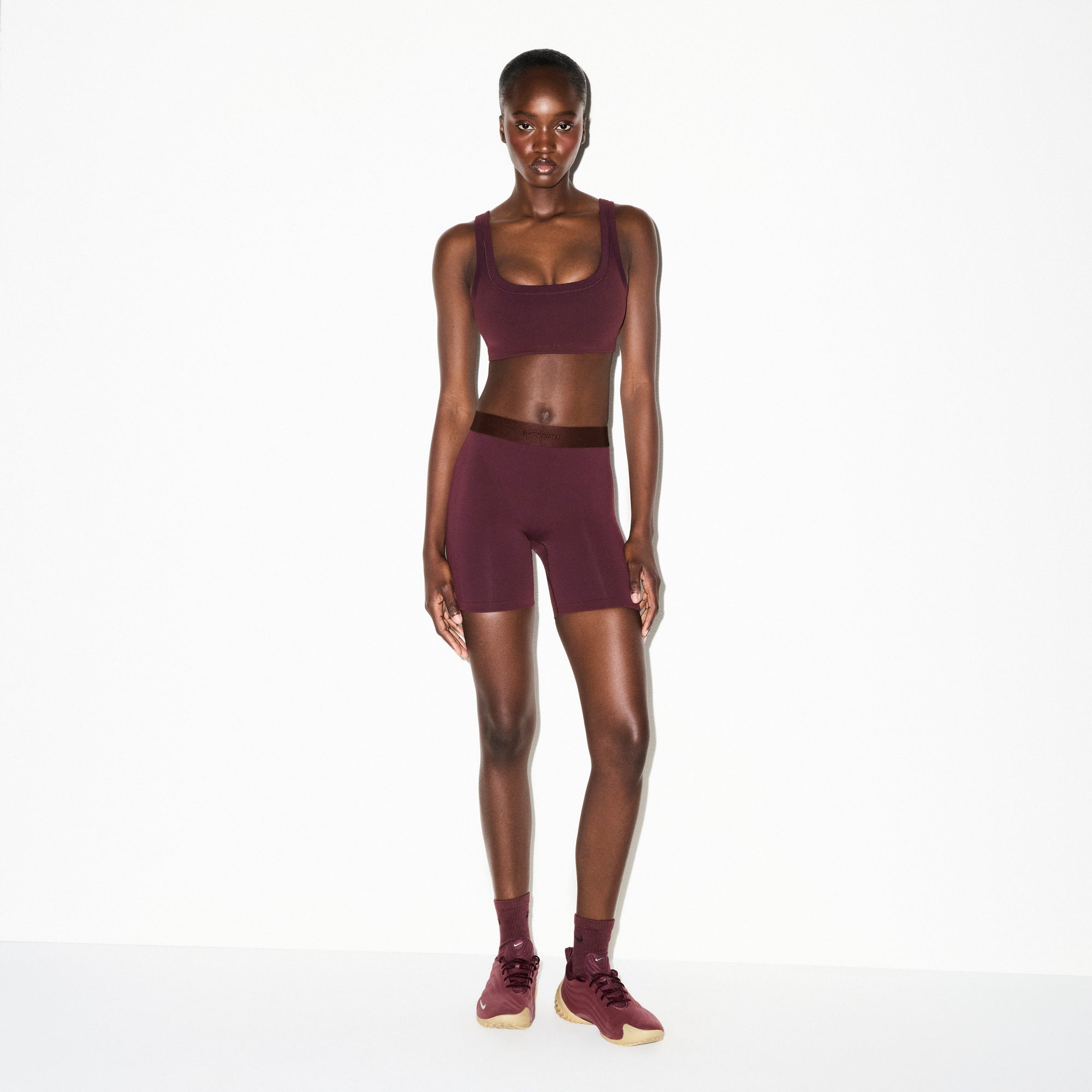 SCOOP NECK BRA