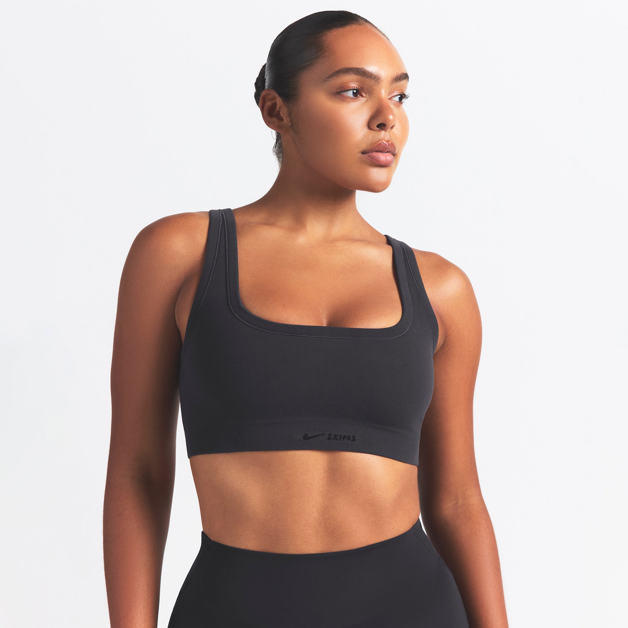 SCOOP NECK BRA