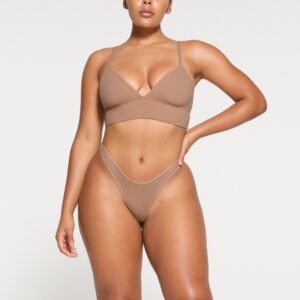 TRIANGLE LONGLINE BRALETTE