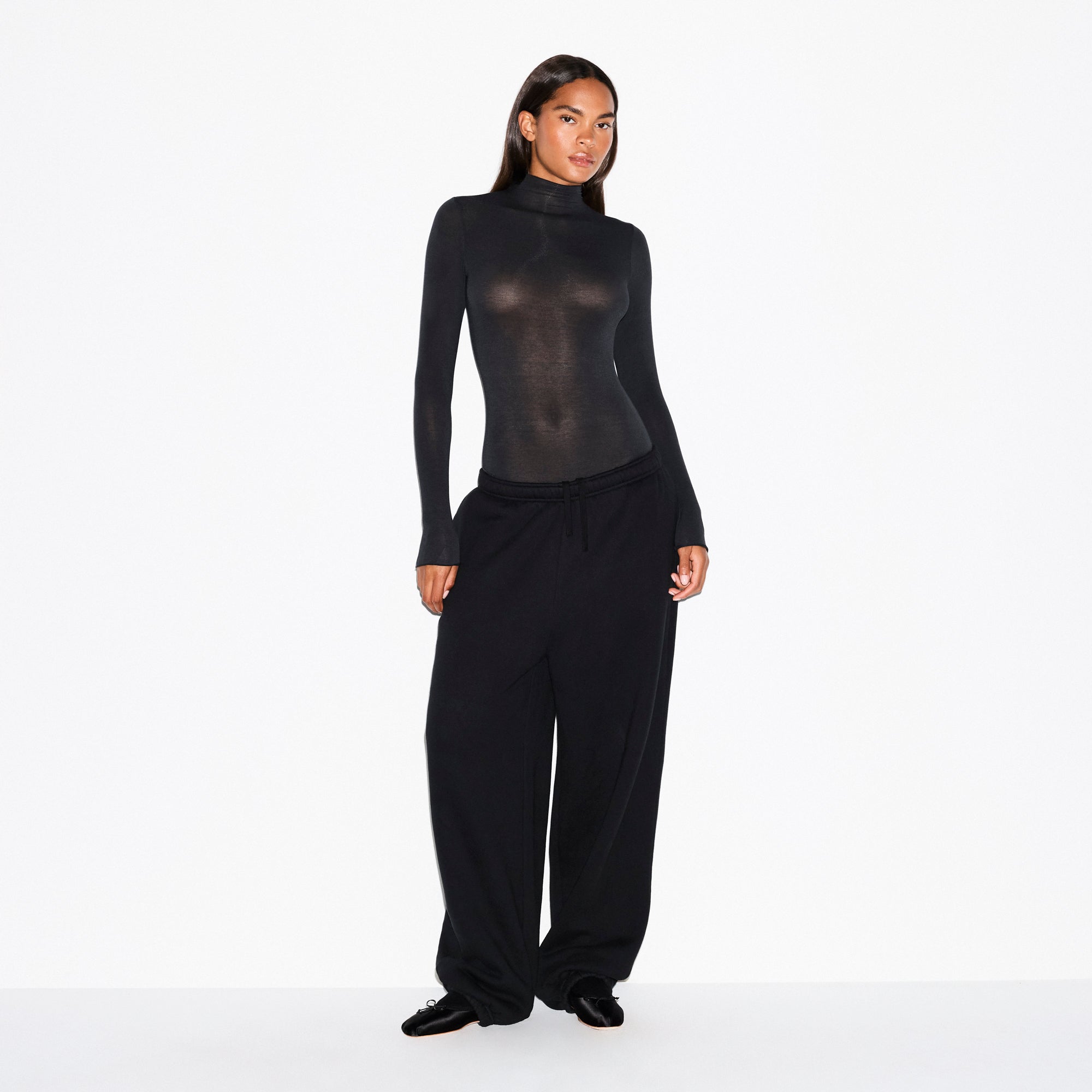LONG SLEEVE TURTLENECK BODYSUIT