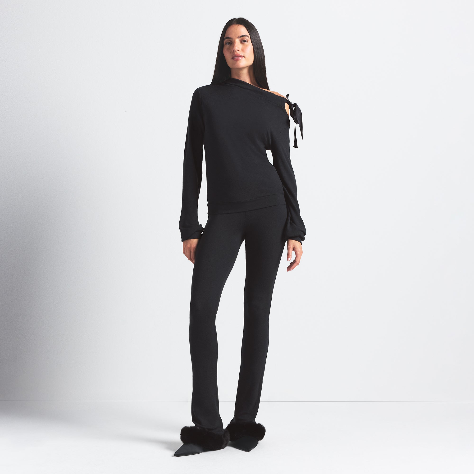 SLIM FLARE PANT