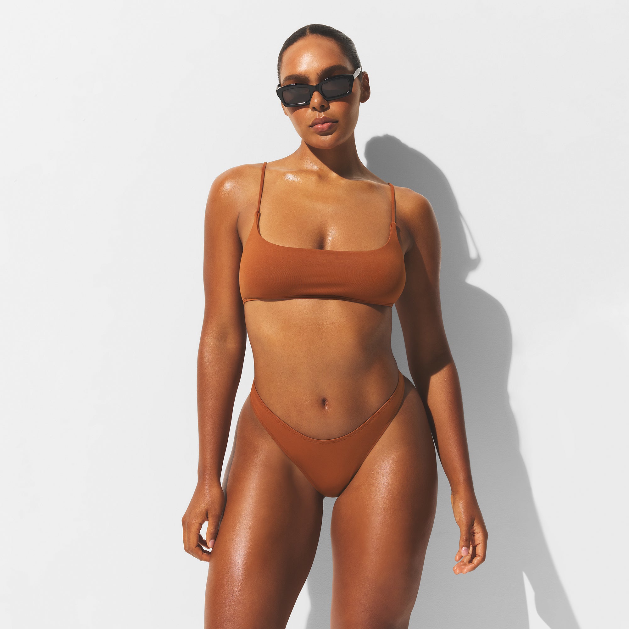 SQUARE NECK BIKINI TOP