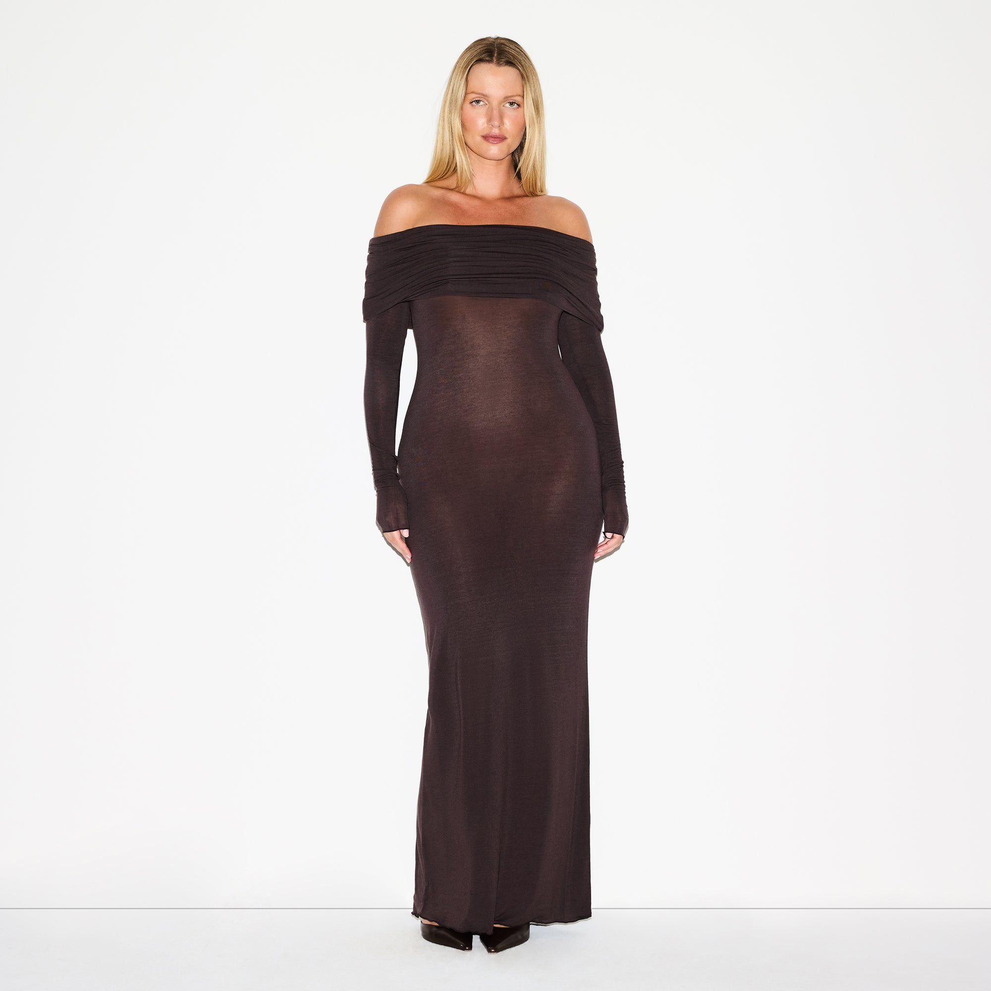 OFF THE SHOULDER LONG DRESS