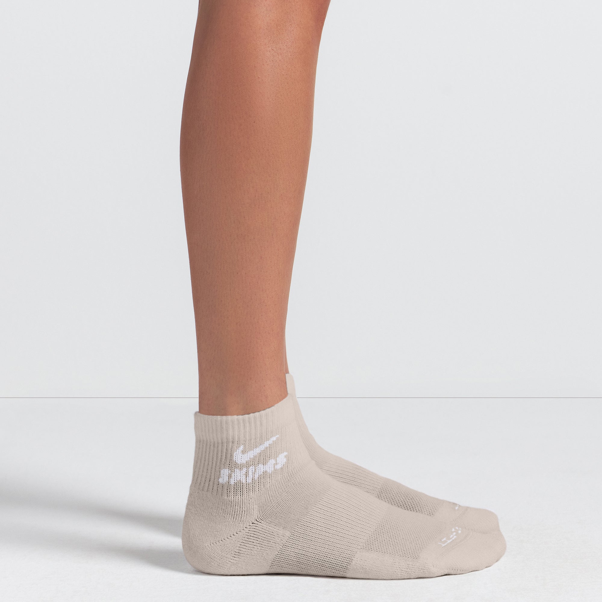 DRI-FIT QUARTER CREW SOCK 3-PACK - Image 5