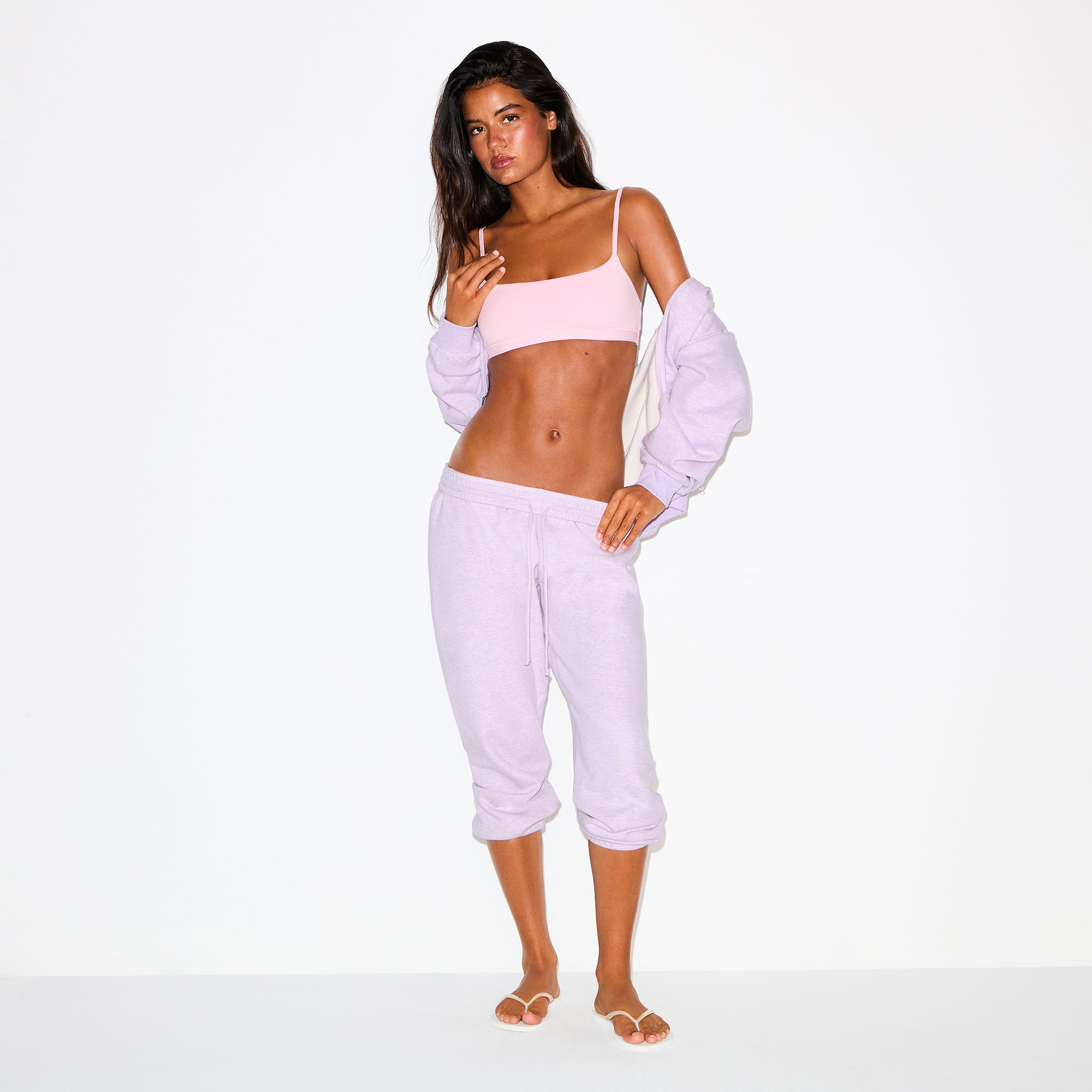 LOW RISE CAPRI JOGGER