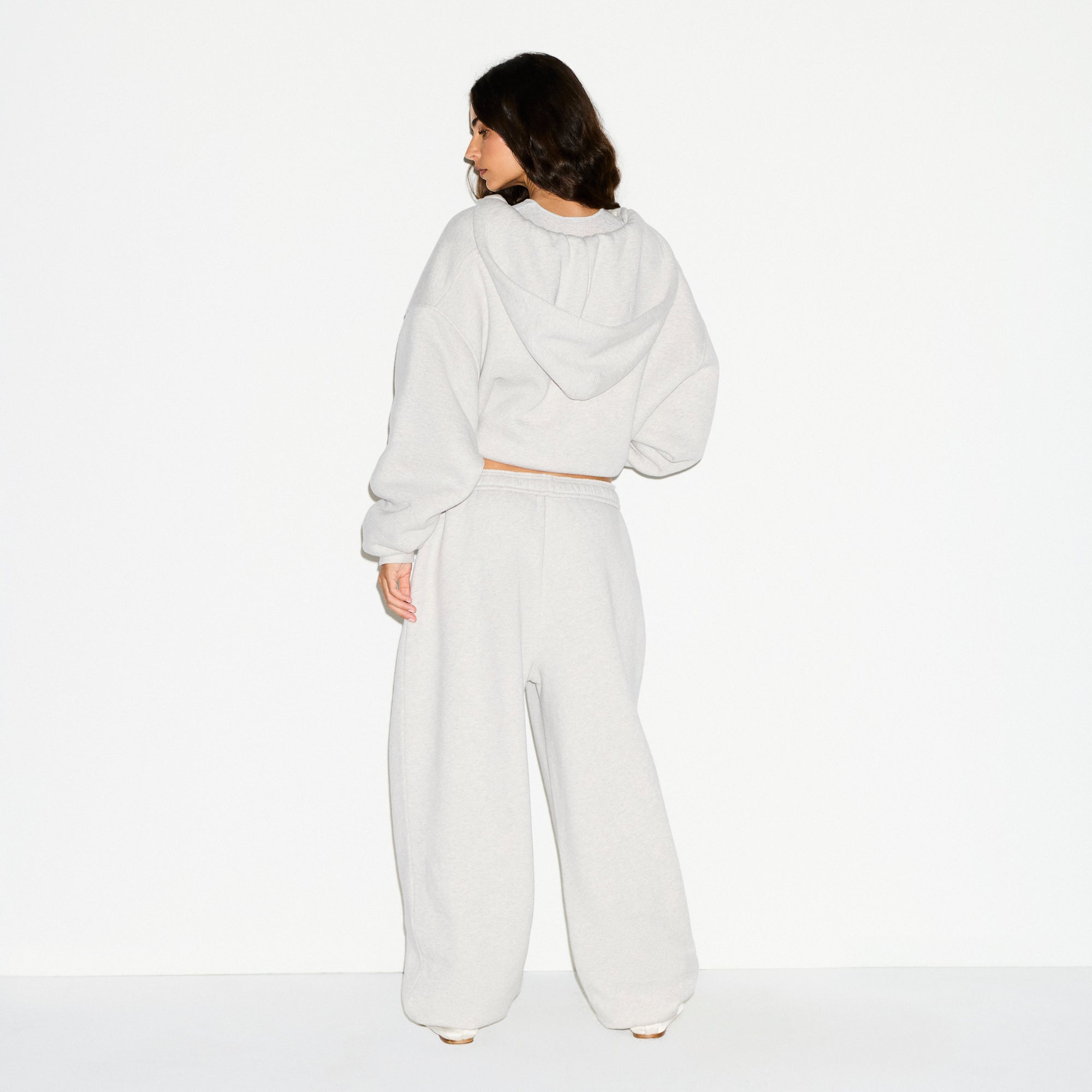 OVERSIZED JOGGER - Image 4