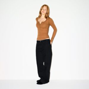 SCOOP NECK HENLEY