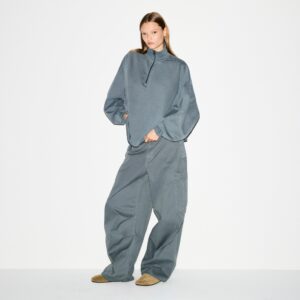 OVERSIZED HALF ZIP