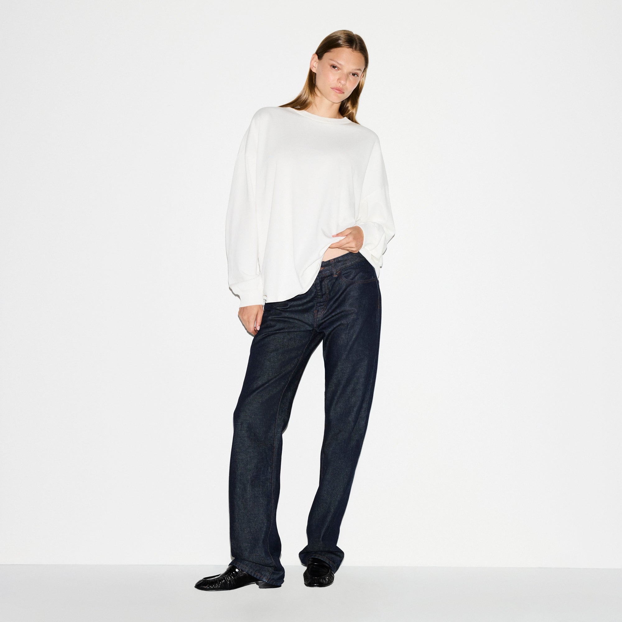 OVERSIZED LONG SLEEVE T-SHIRT - Image 3