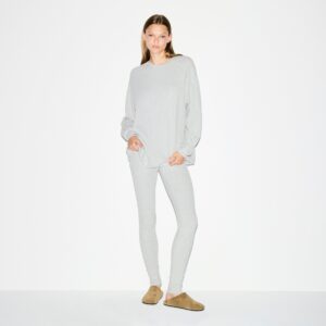 OVERSIZED CREWNECK