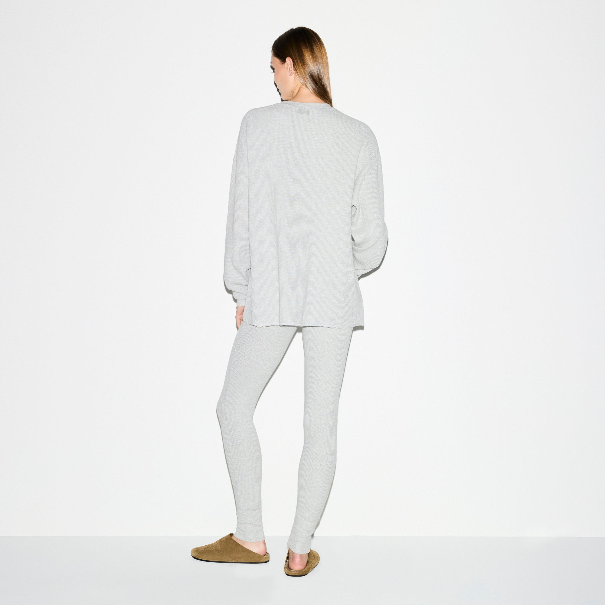 OVERSIZED CREWNECK - Image 3