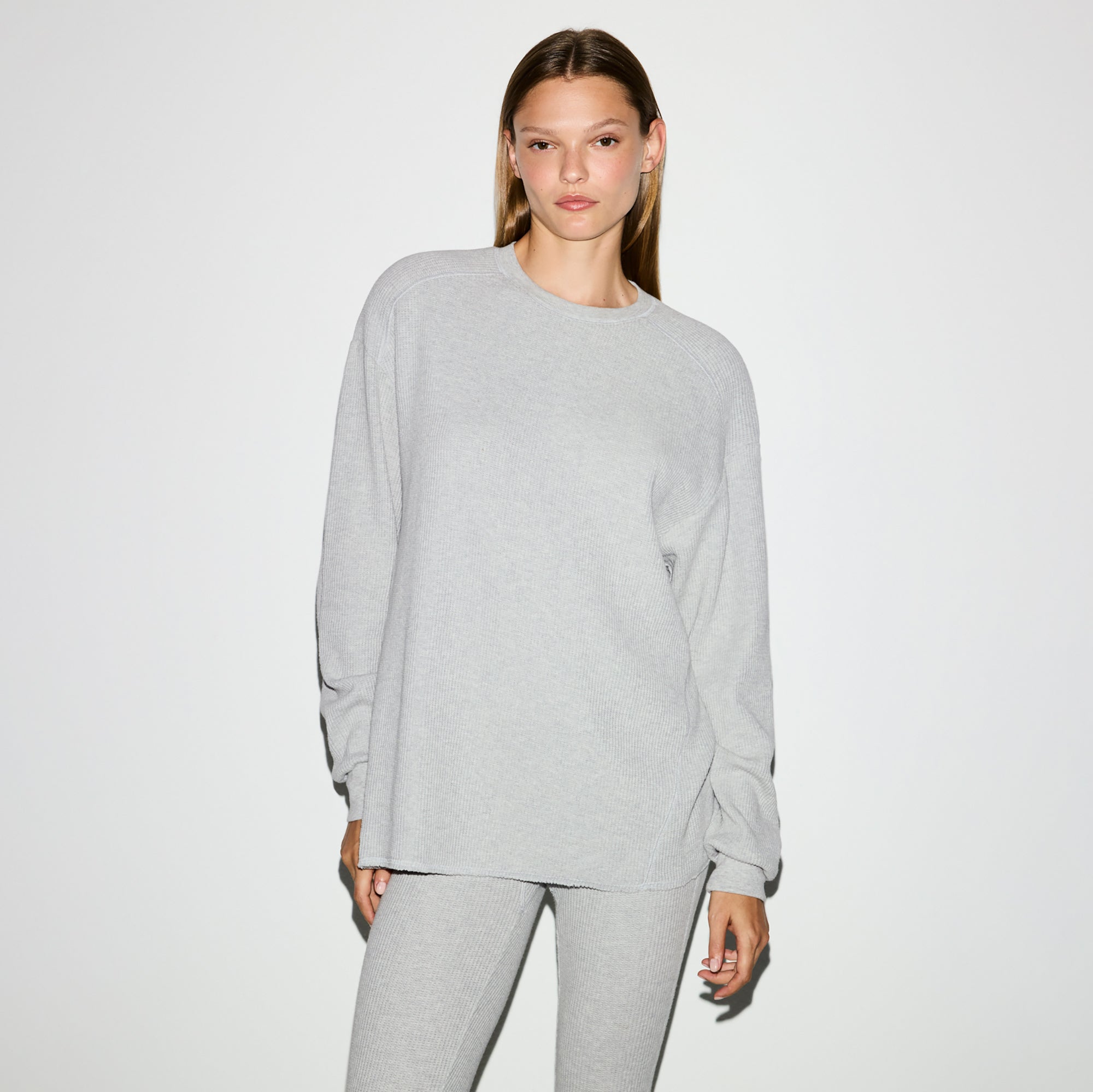 OVERSIZED CREWNECK - Image 2