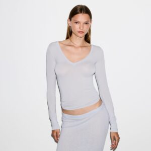 LONG SLEEVE V NECK