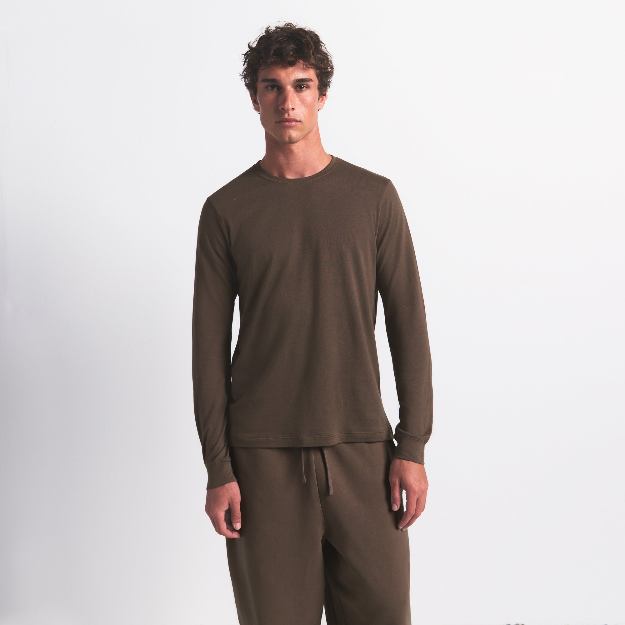 MENS CLASSIC LONG SLEEVE T-SHIRT - Image 2