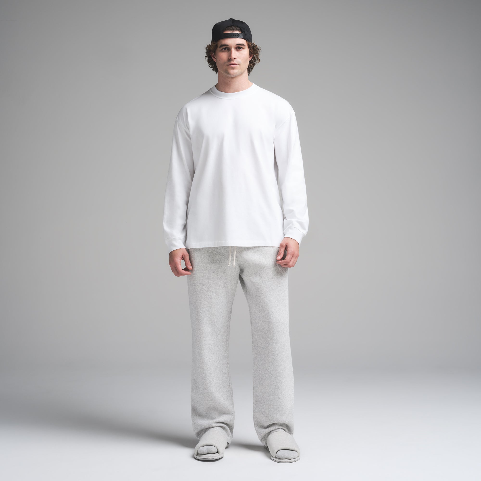 MENS RELAXED LONG SLEEVE T-SHIRT