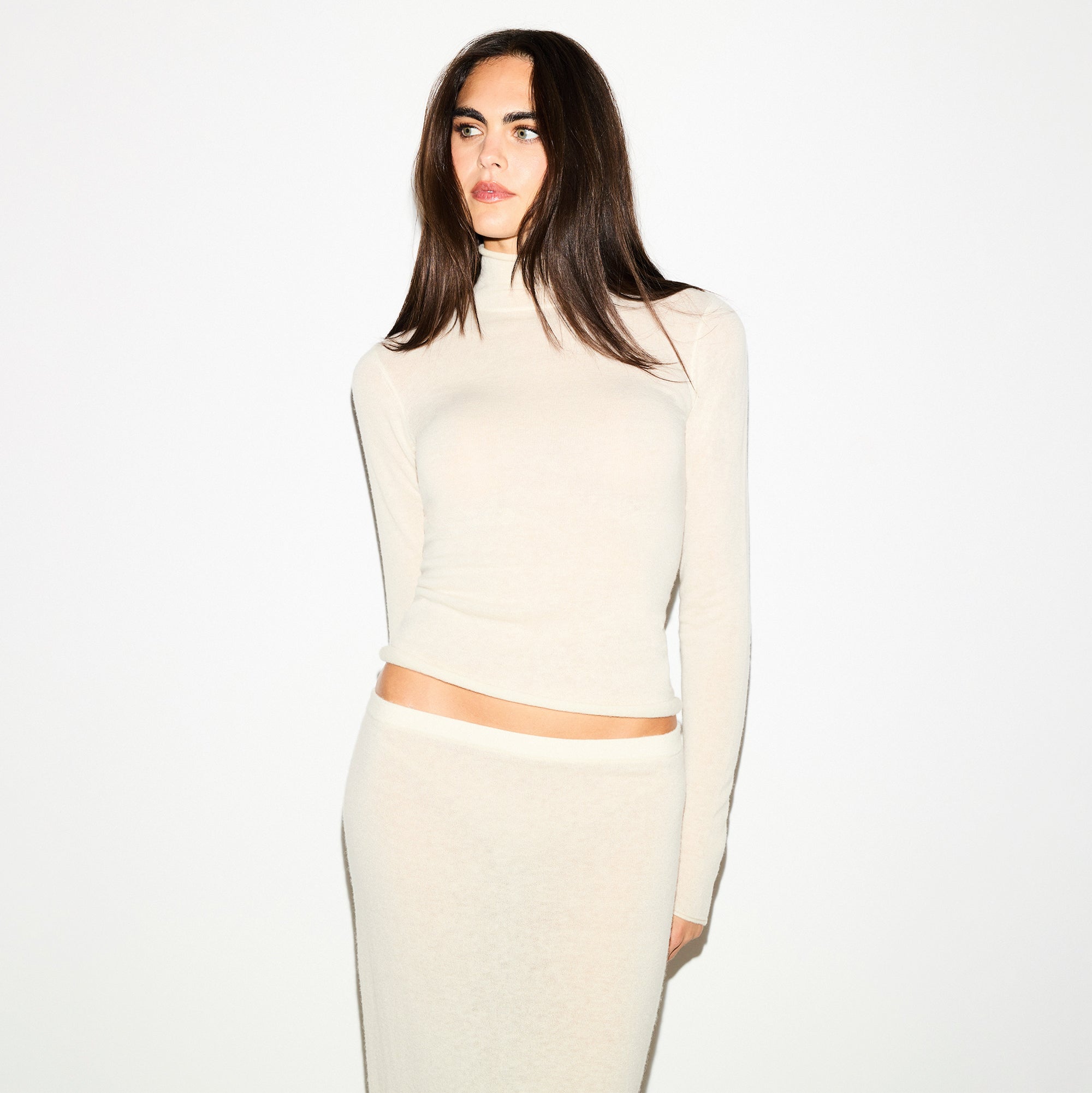 TURTLENECK - Image 2