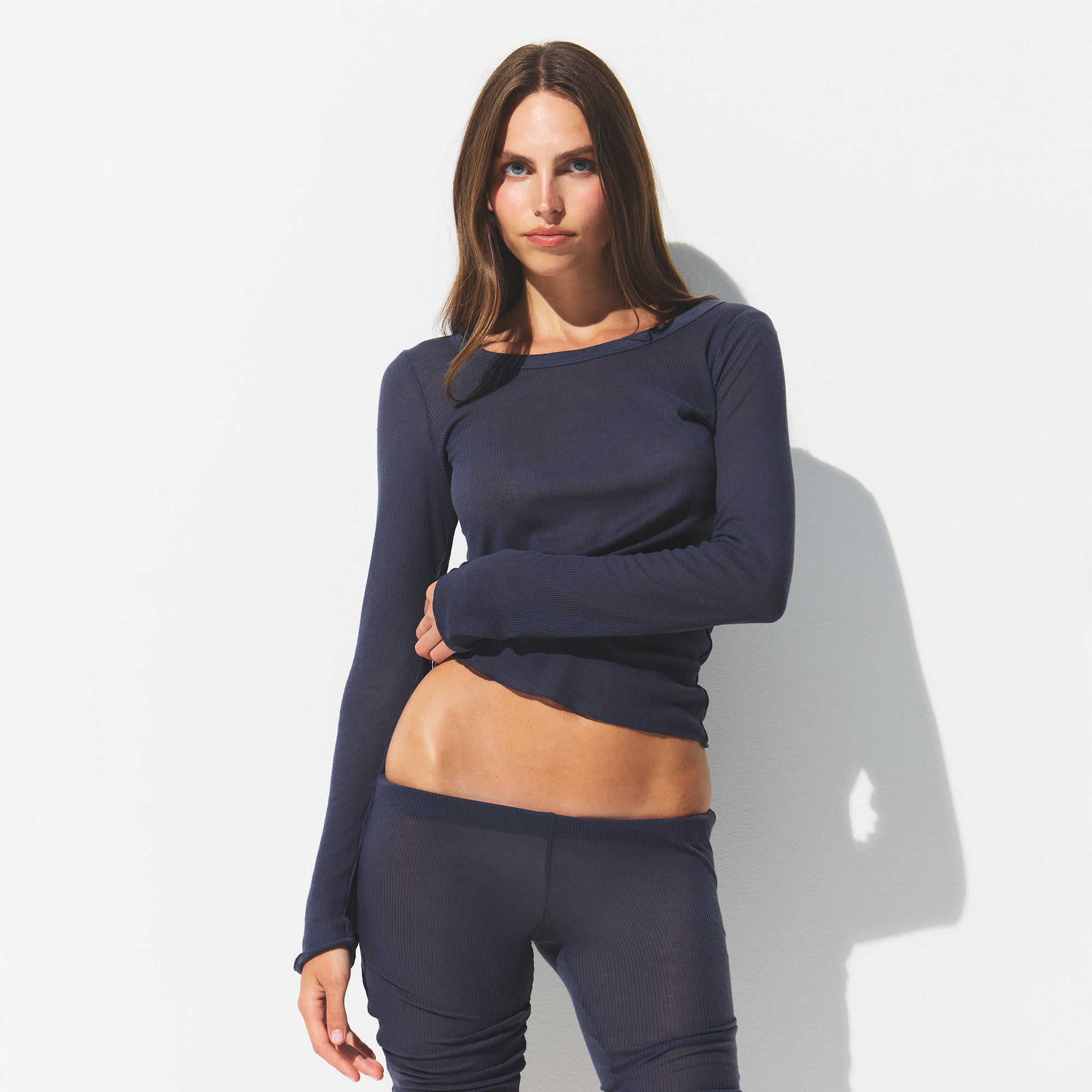 LONG SLEEVE CREW NECK TOP