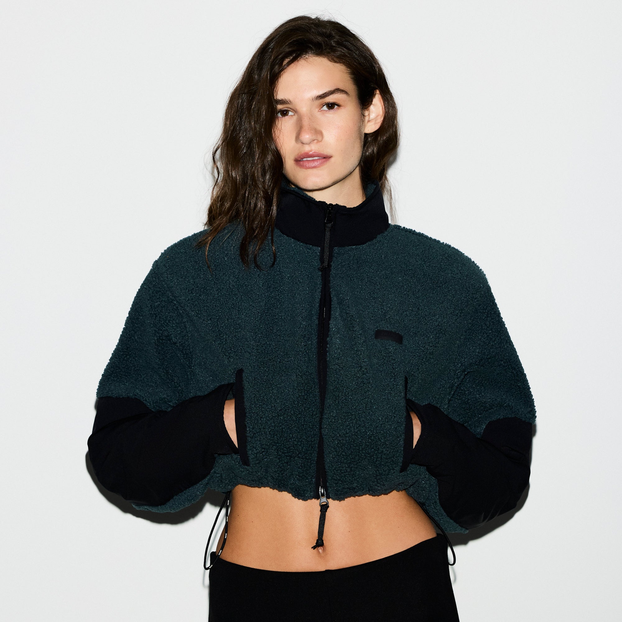 FUNNEL NECK CROPPED JACKET