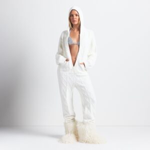 CABLEKNIT ONESIE