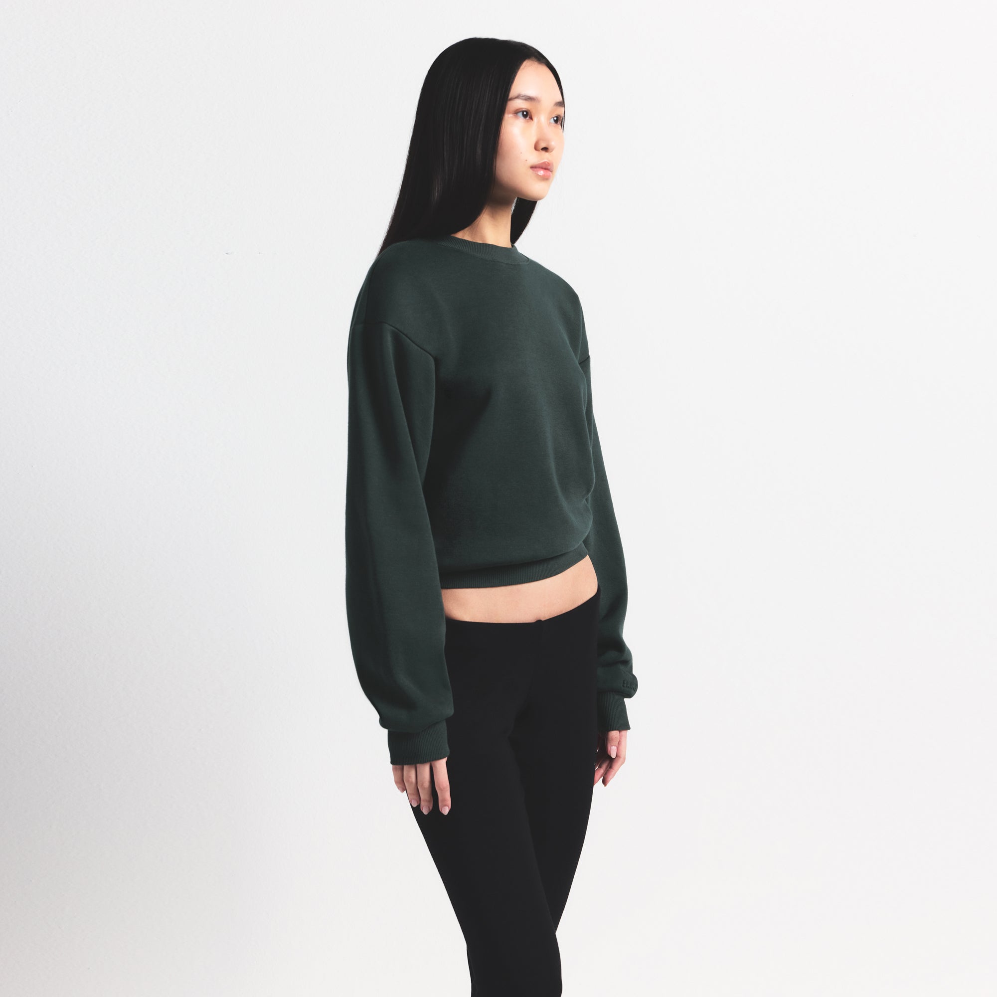 CLASSIC CREWNECK - Image 2
