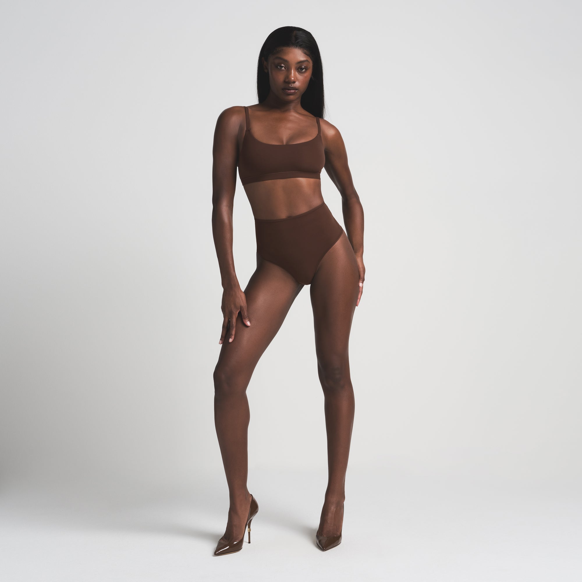 HIGH-WAISTED THONG