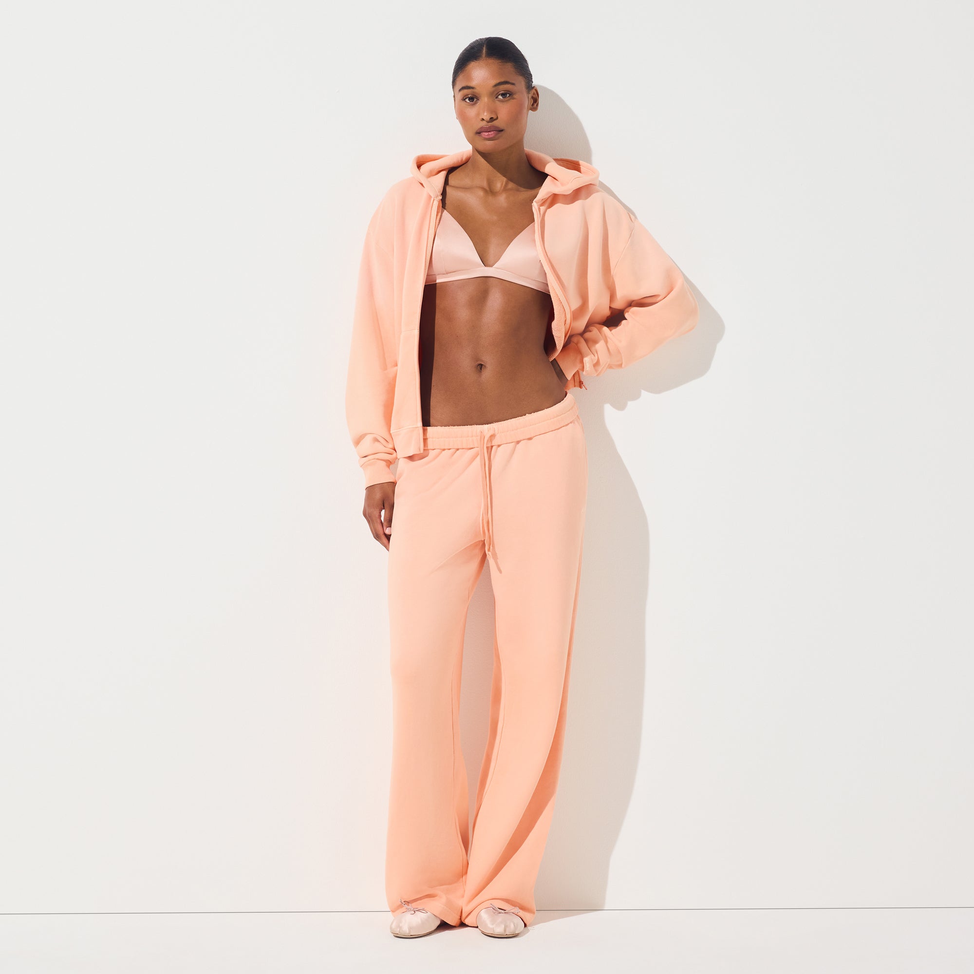 STRAIGHT LEG PANT