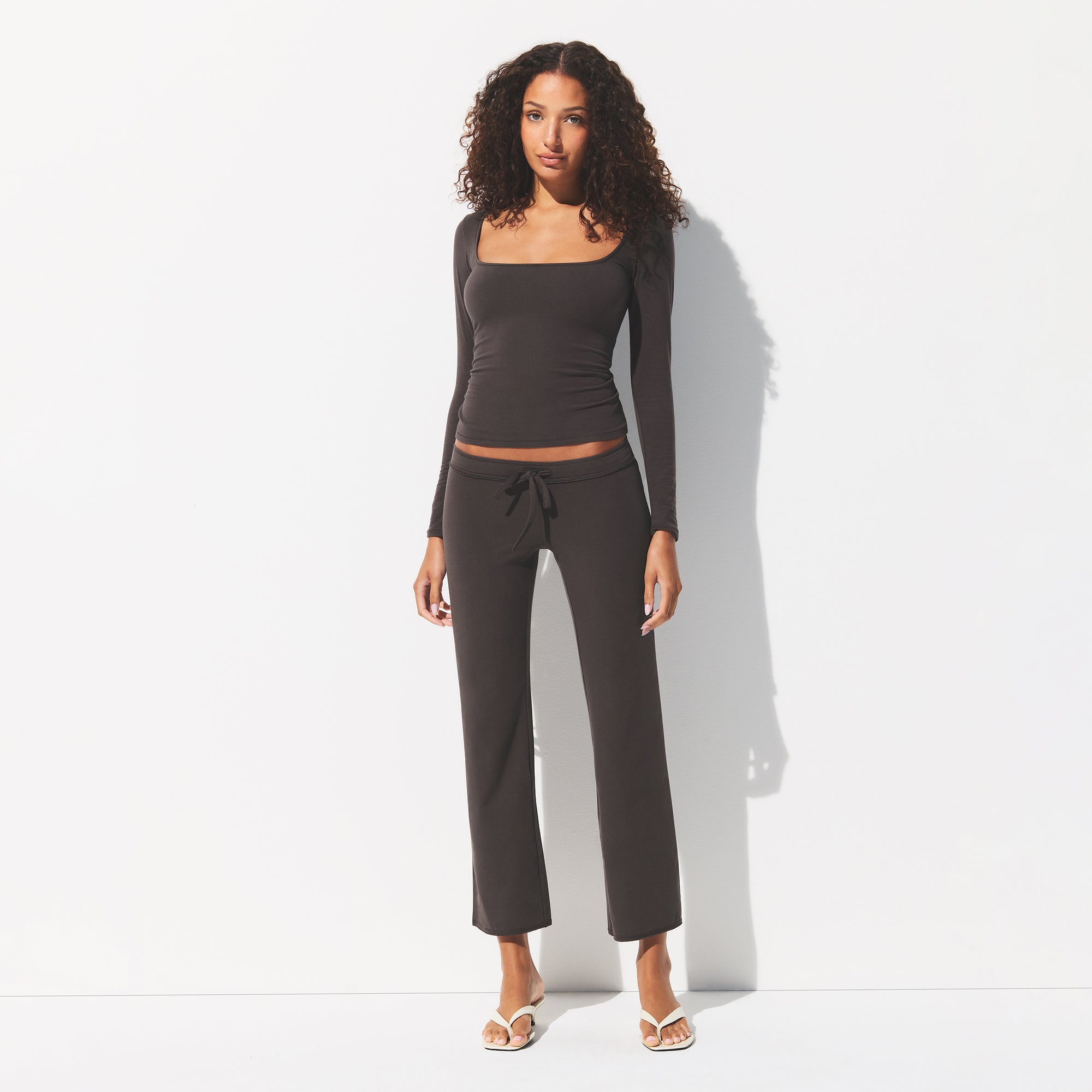 LOW RISE CROP PANT
