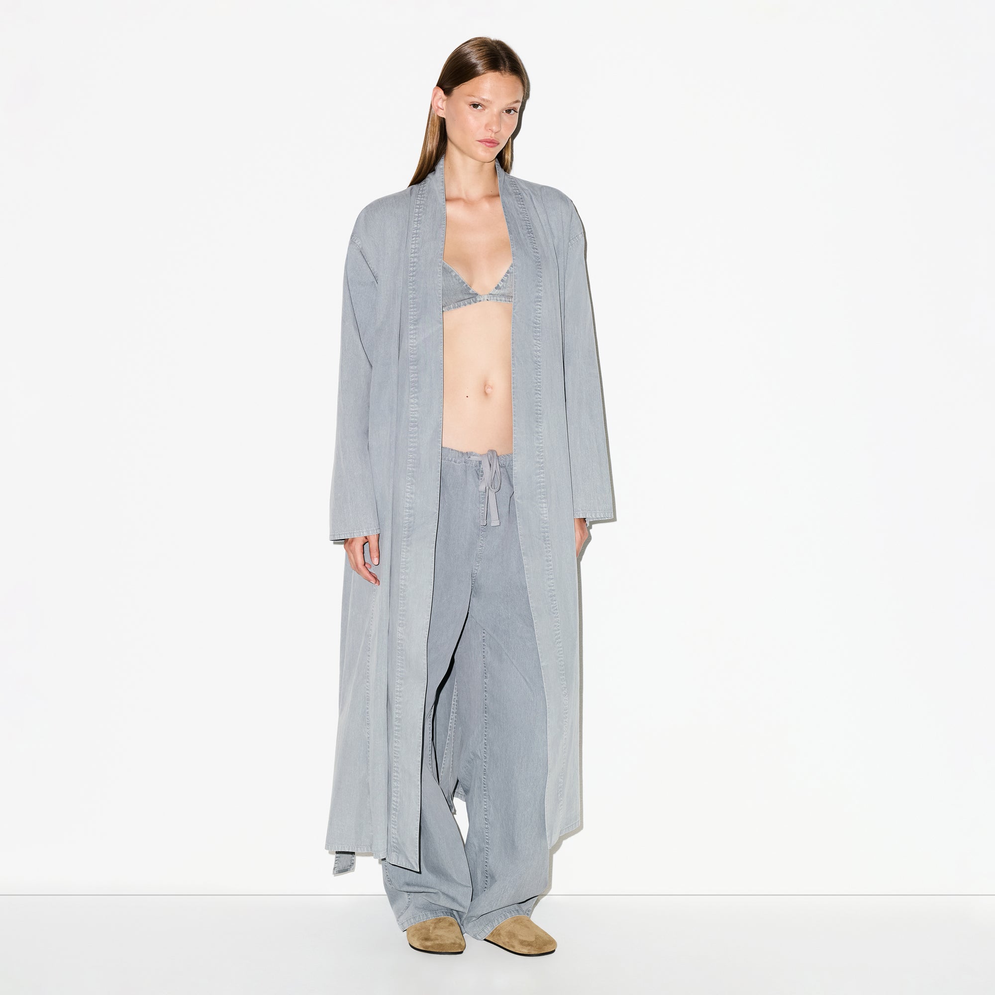 LONG ROBE