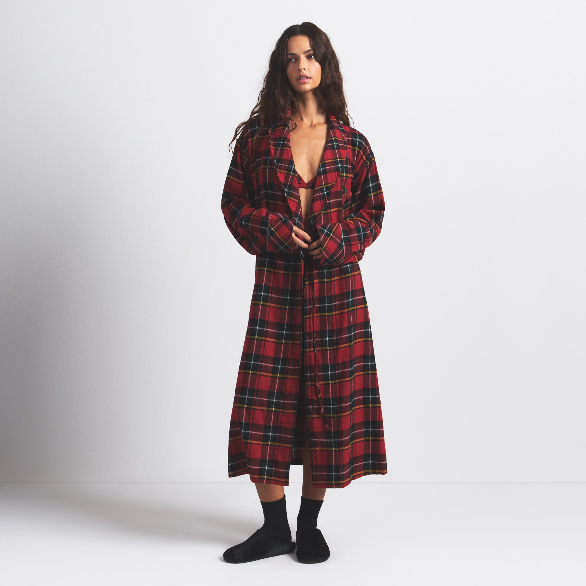 LONG ROBE