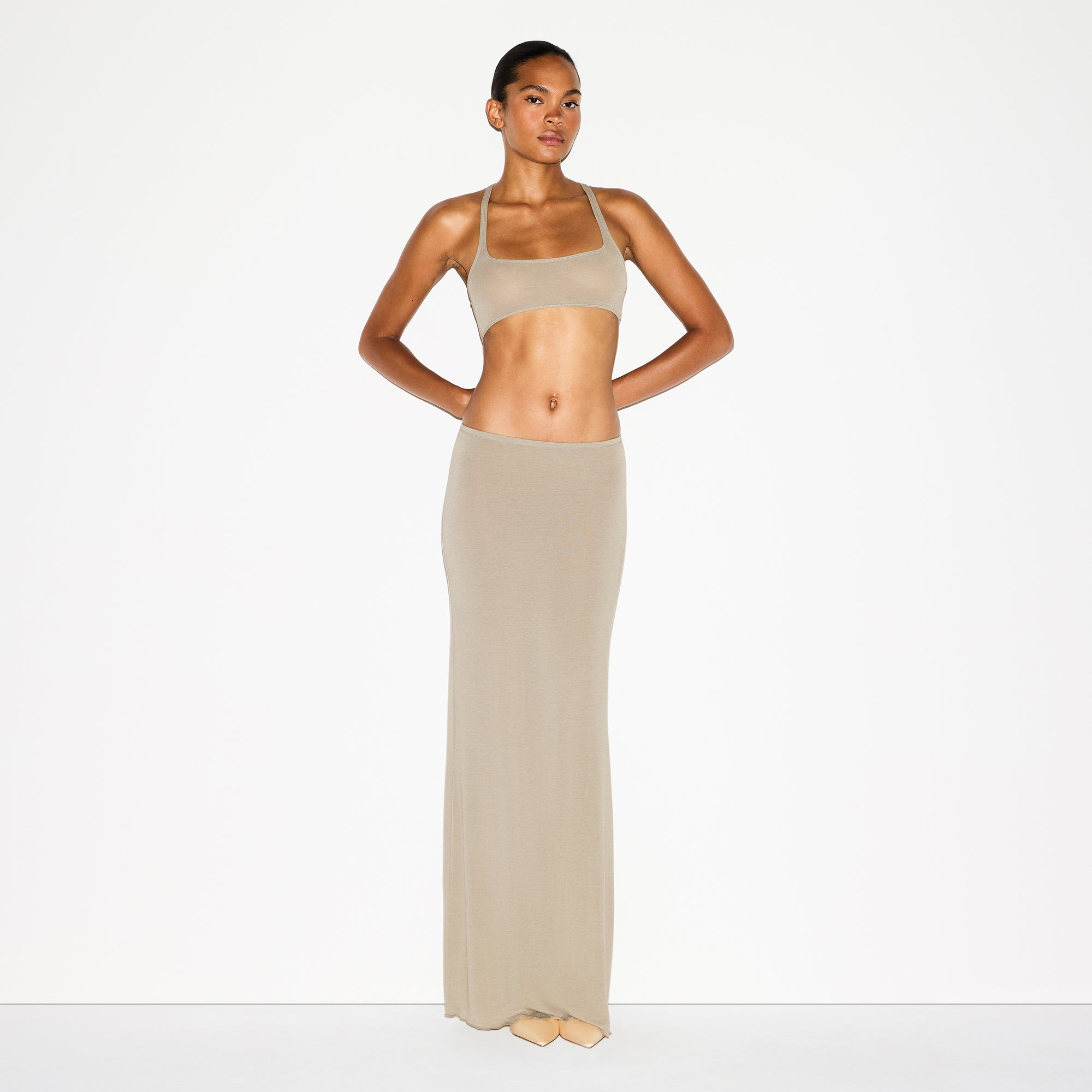 LONG SKIRT