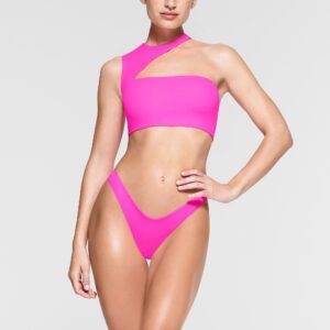 CUT OUT SUPER CROPPED TOP