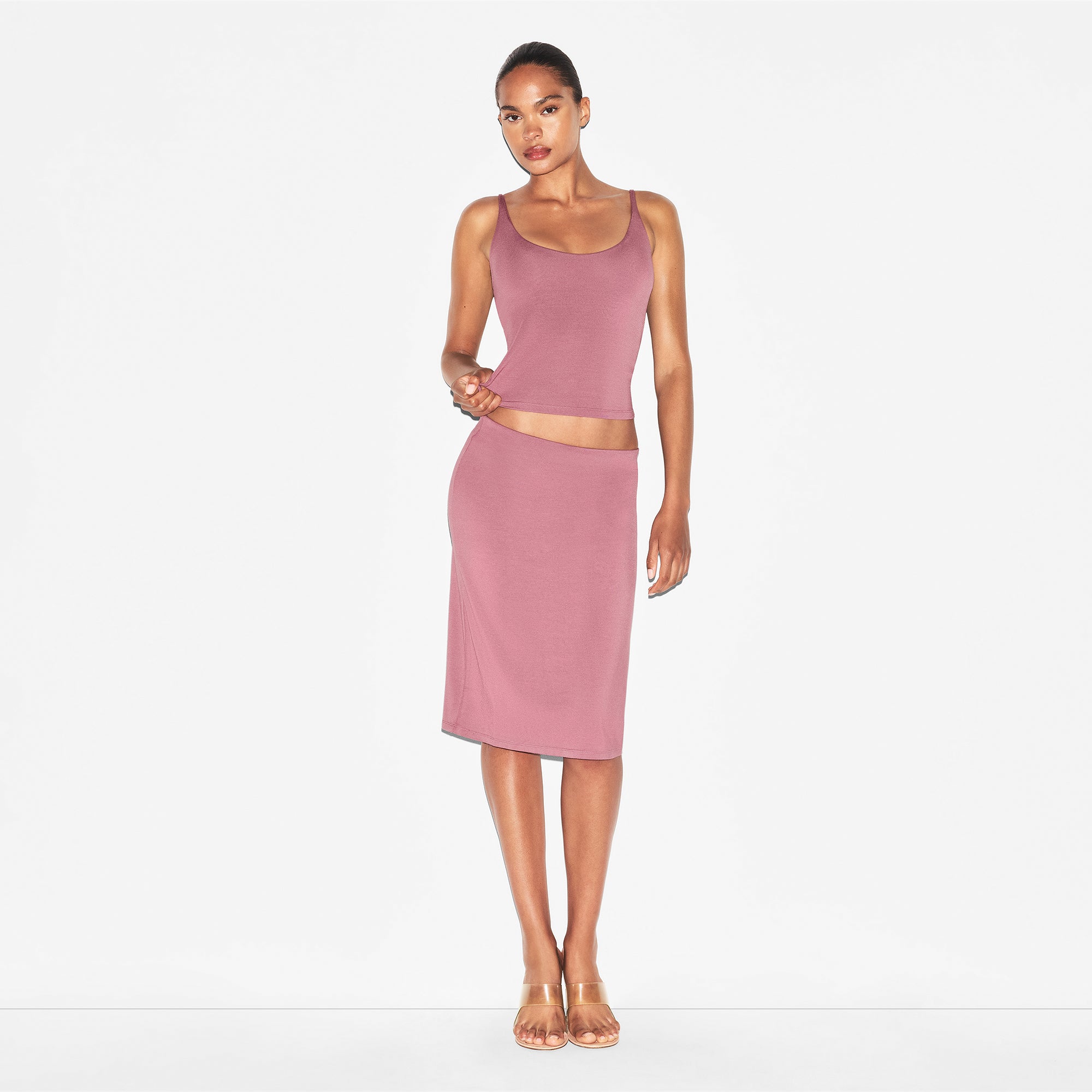 SCOOP NECK CAMI