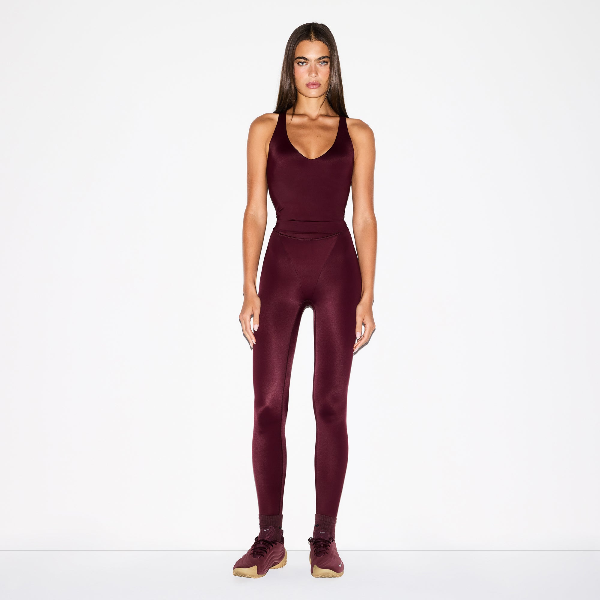 V-NECK TANK