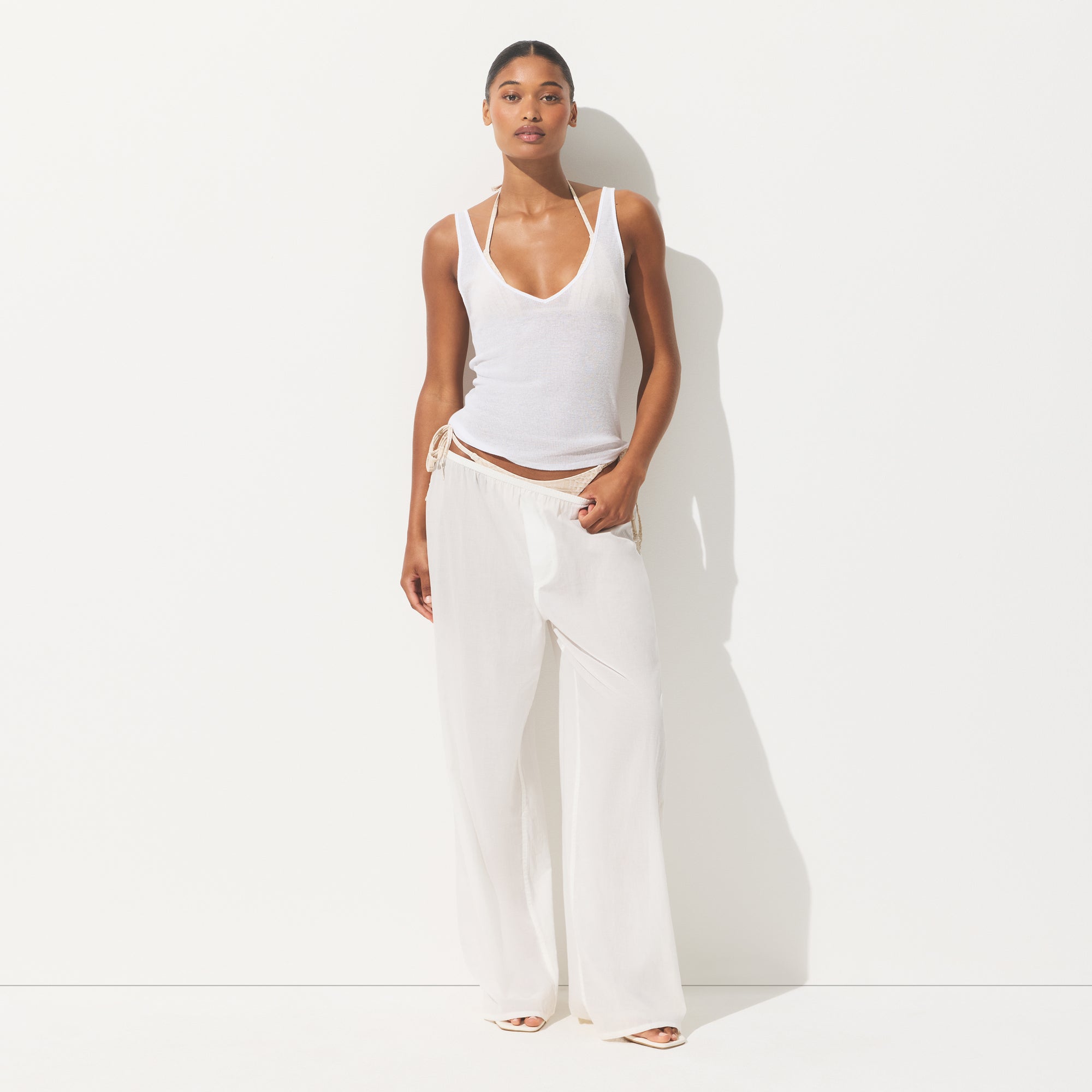 V NECK TANK