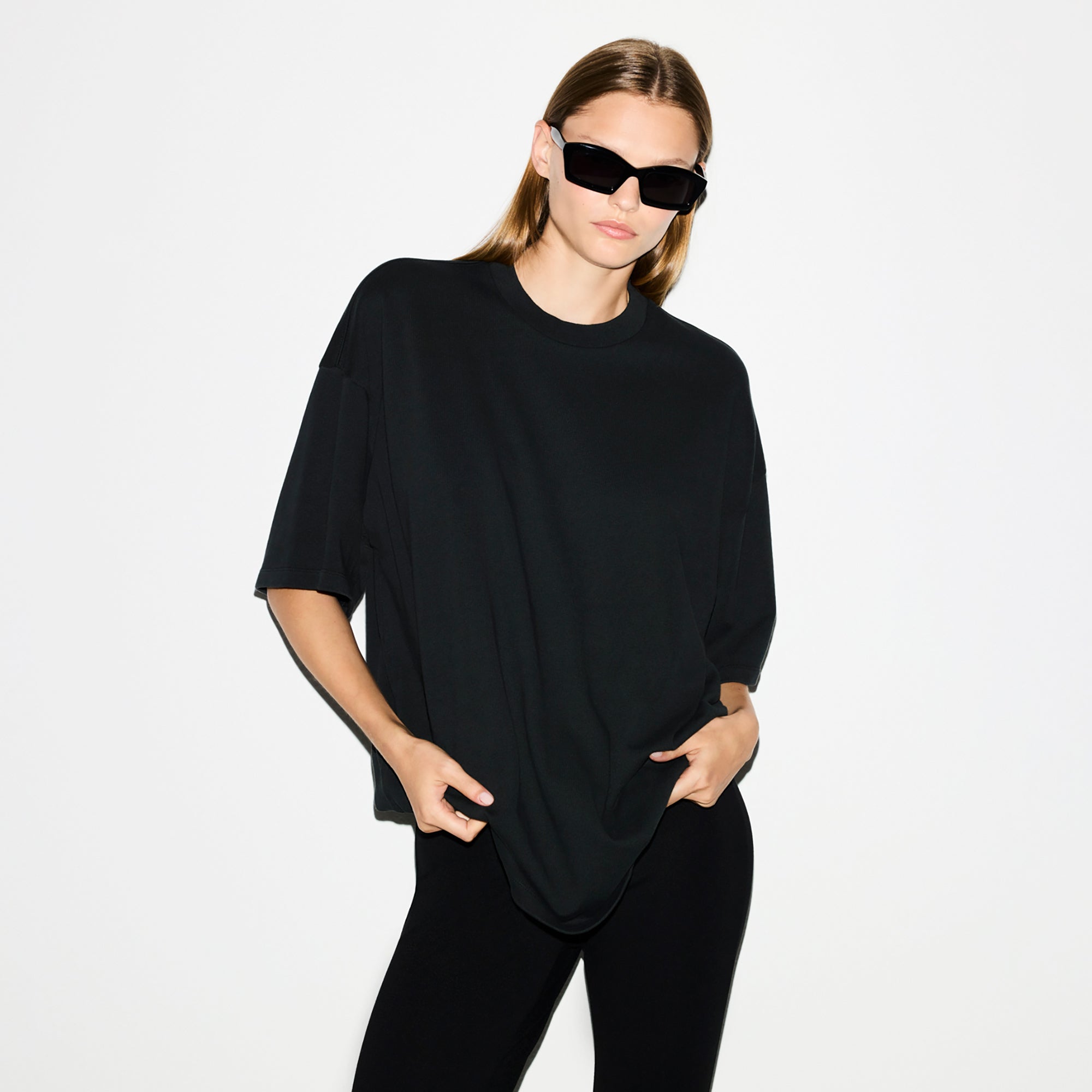 OVERSIZED T-SHIRT - Image 3