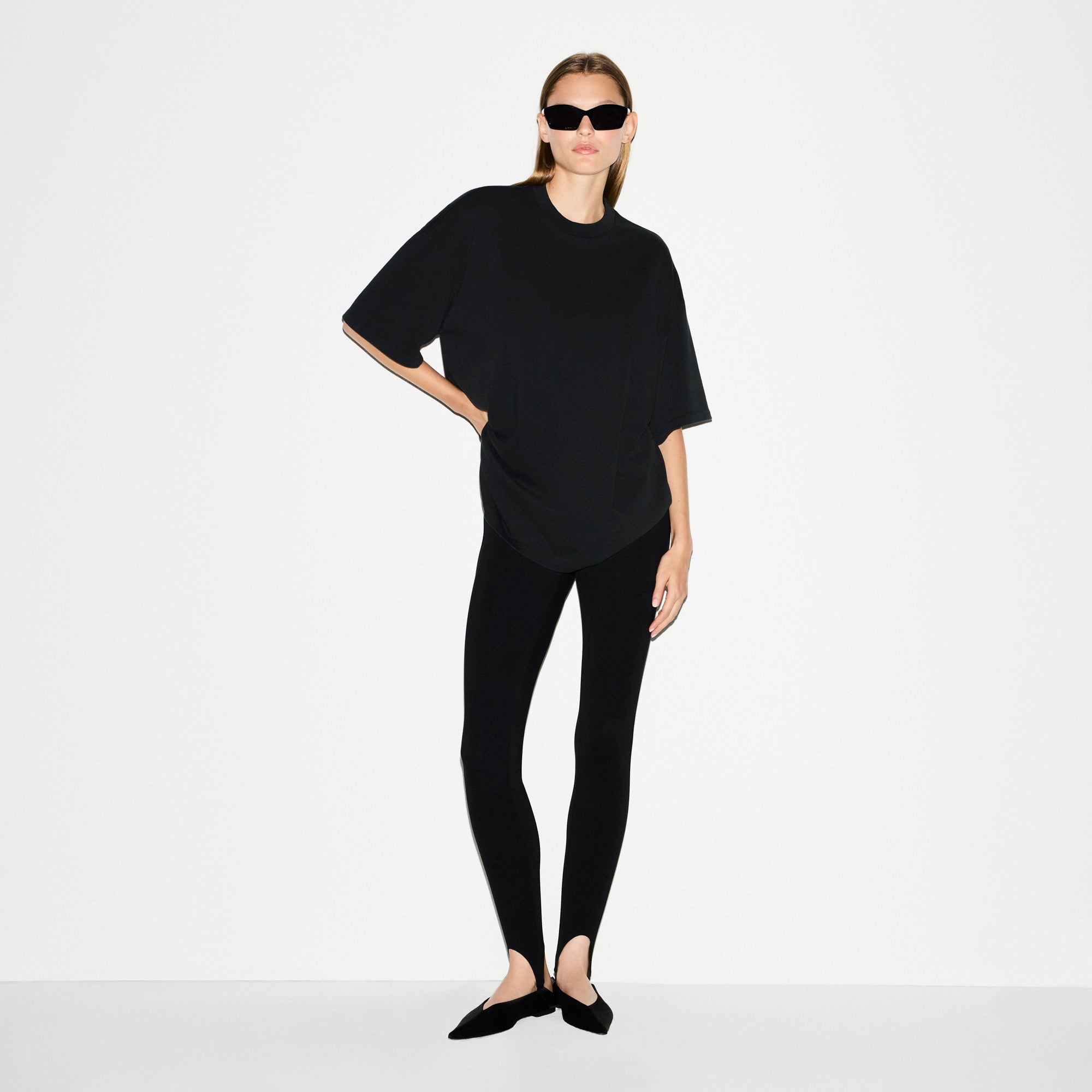 OVERSIZED T-SHIRT - Image 2