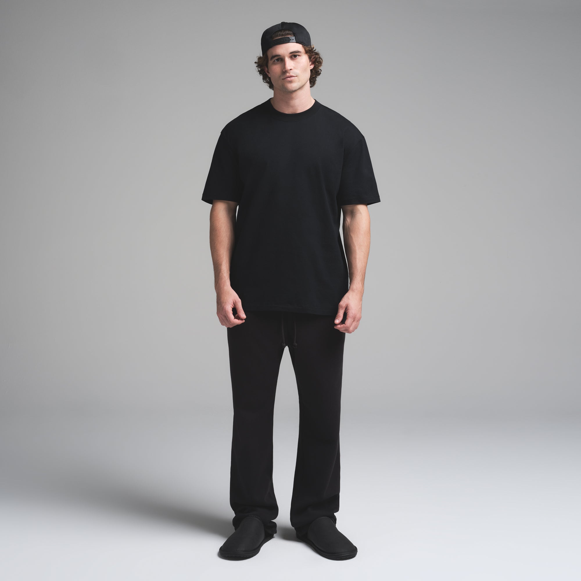 MENS RELAXED T-SHIRT