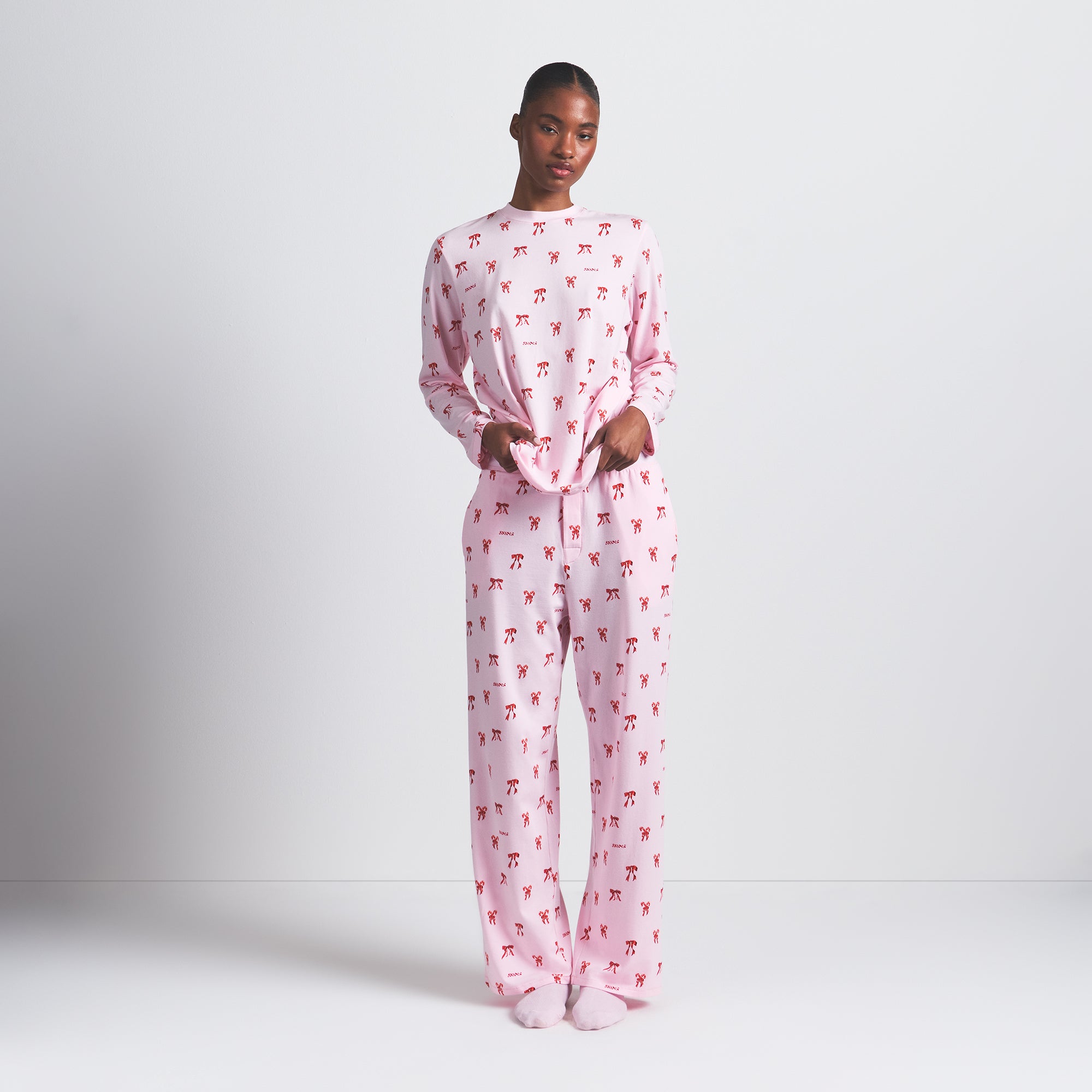 LONG SLEEVE T-SHIRT AND LOOSE PANT SET